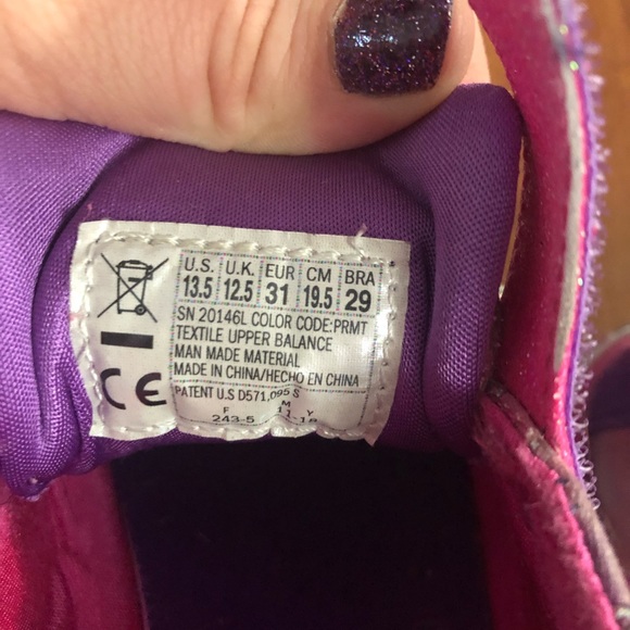 Light up Sketchers. Little girl size 13.5. - Picture 6 of 6